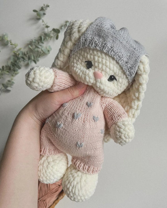 Charming Bunny Crochet Pattern – Amigurumi Plushie