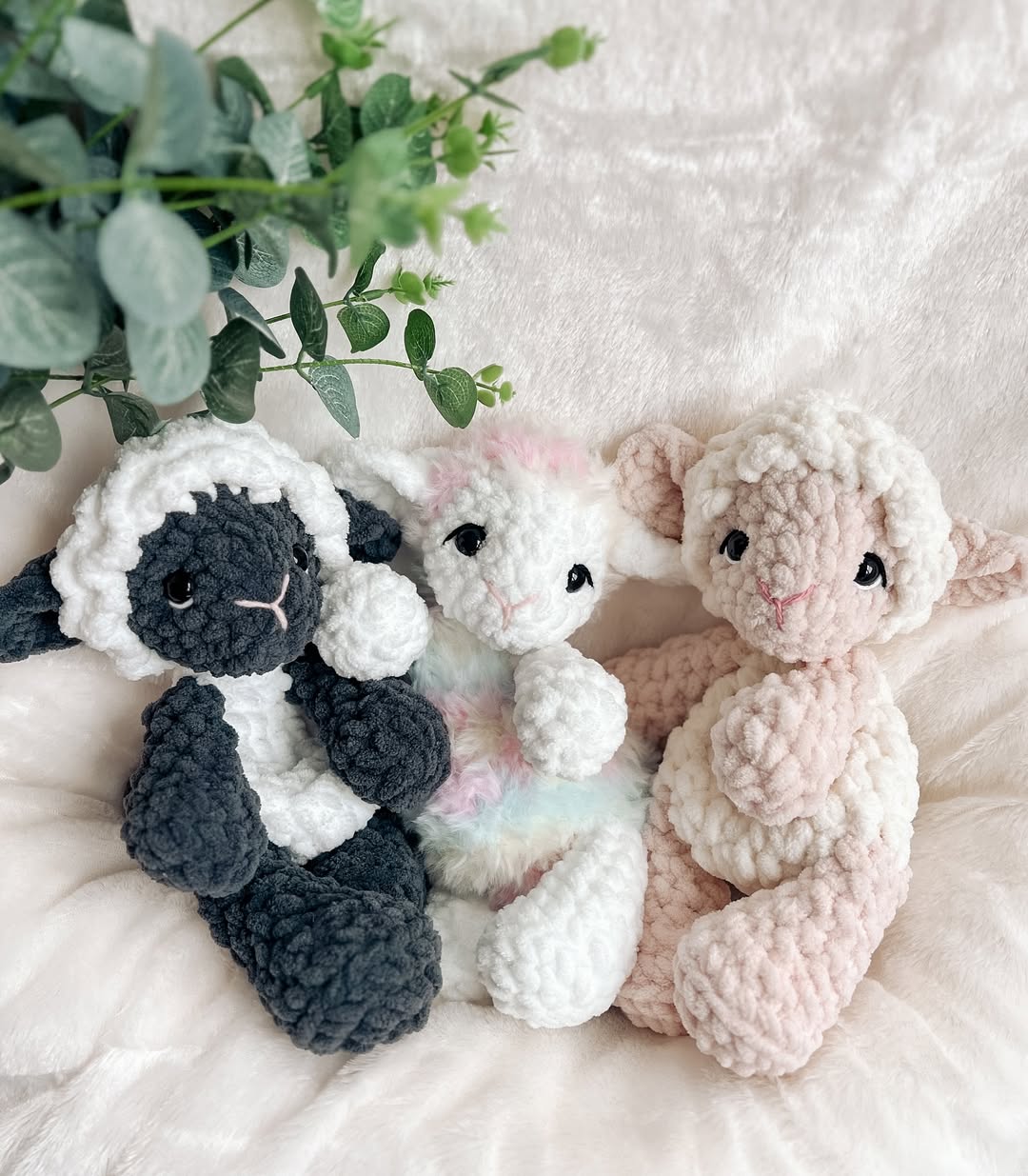 Luna the Lamb – No-Sew Lovey Crochet Pattern