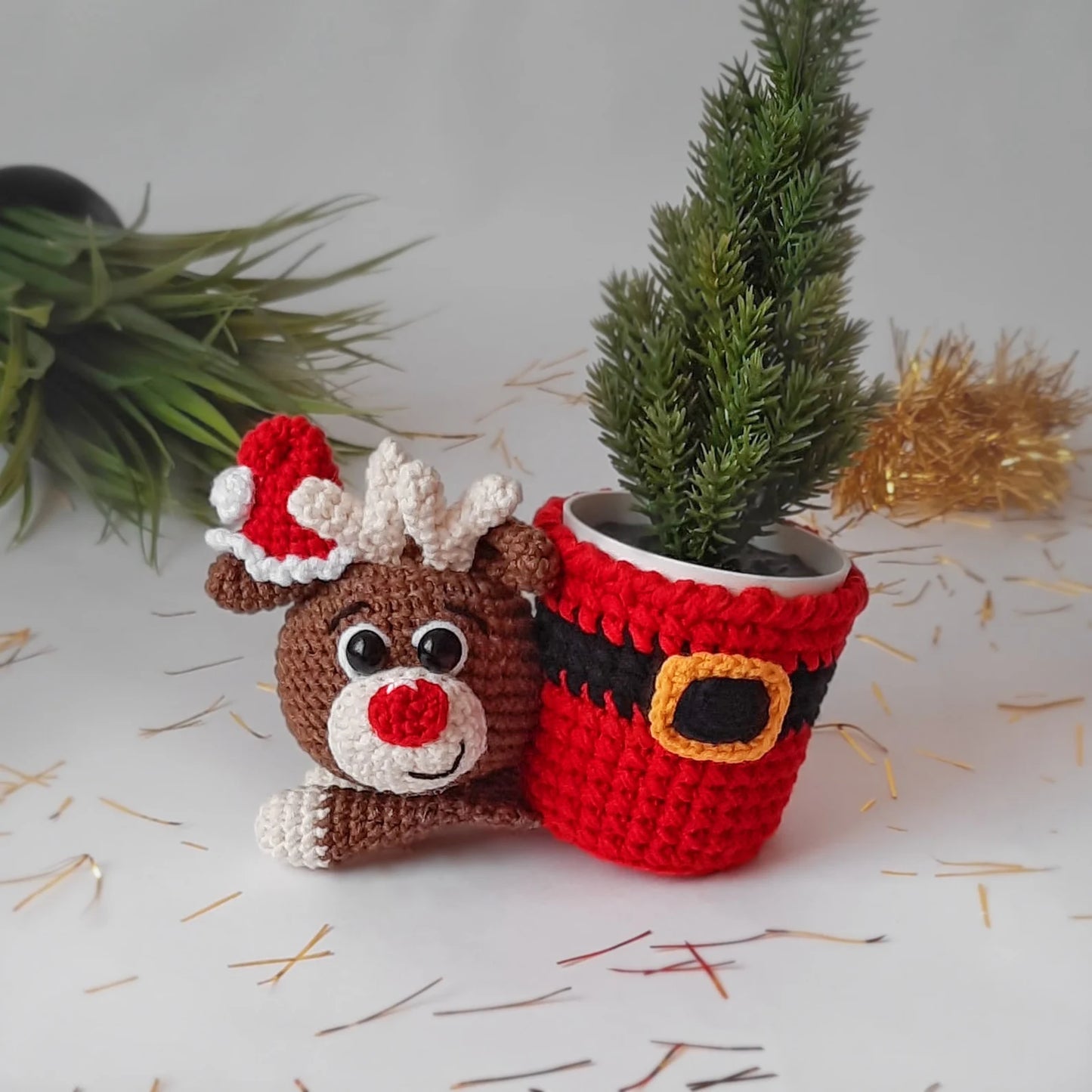 Reindeer Planter Crochet Pattern – Cute Christmas Decor