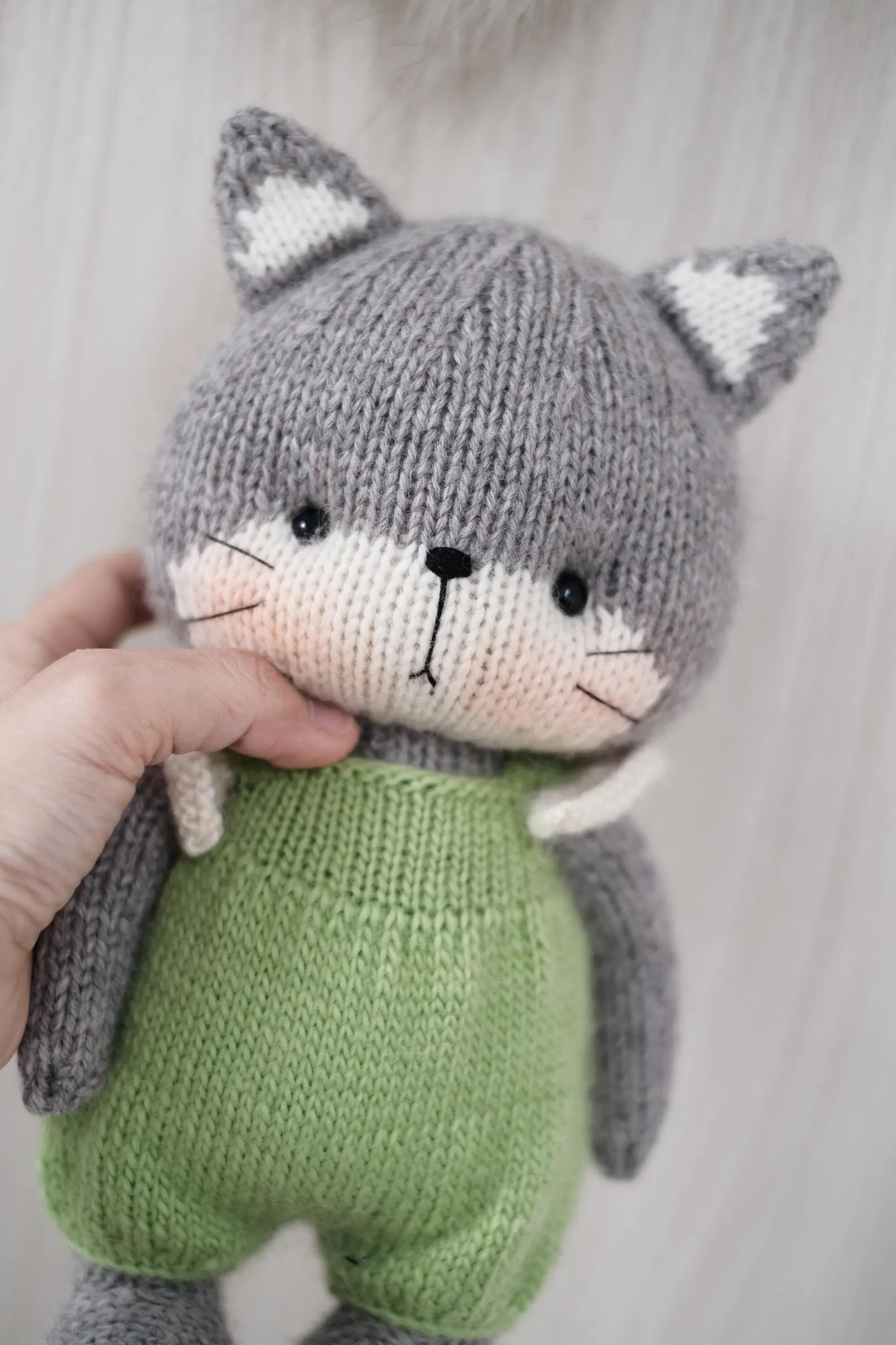 Sunny the Cat – Knitted Toy Instructions Pattern