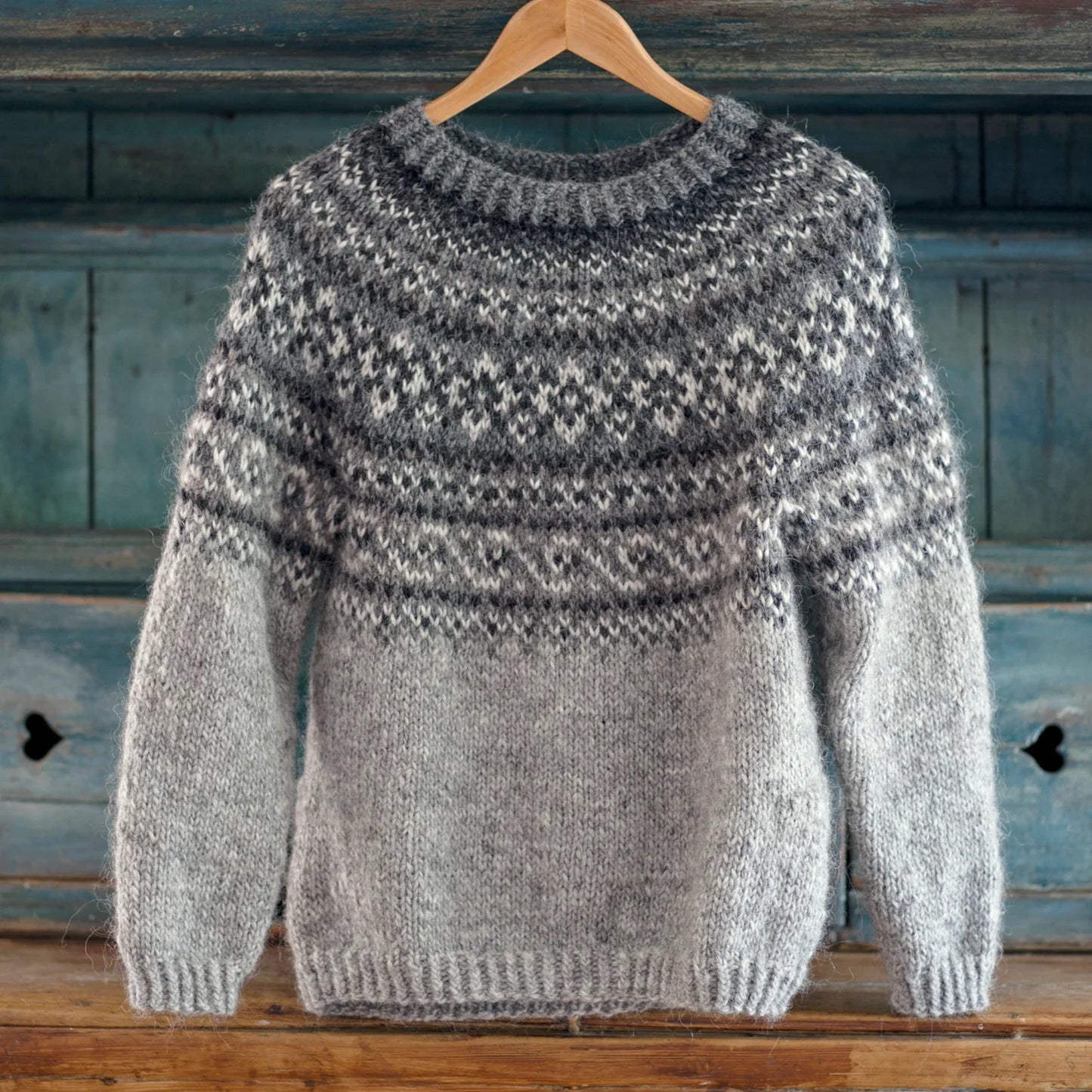 Steinkriger Norwegian Sweater – Seamless Design Knitting Pattern
