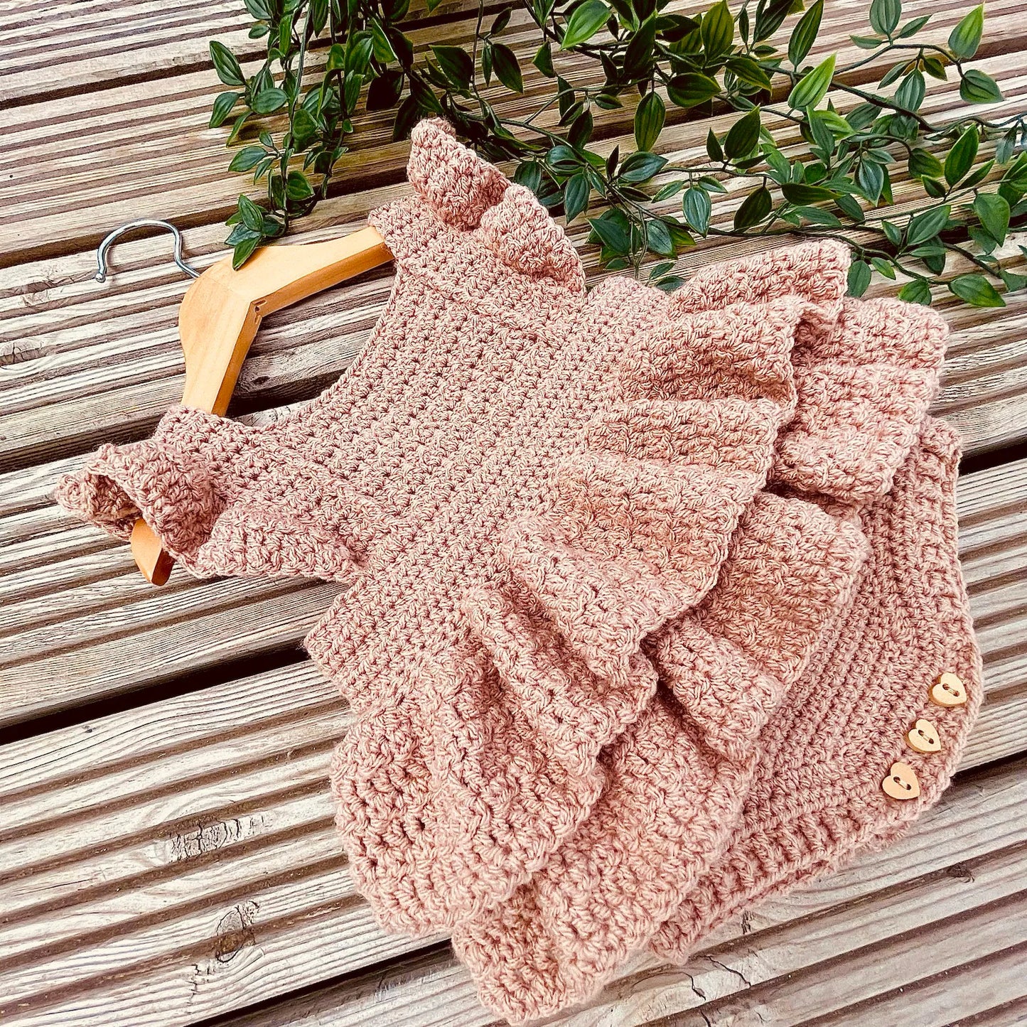Baby Romper - Newborn to 36 months Crochet Pattern