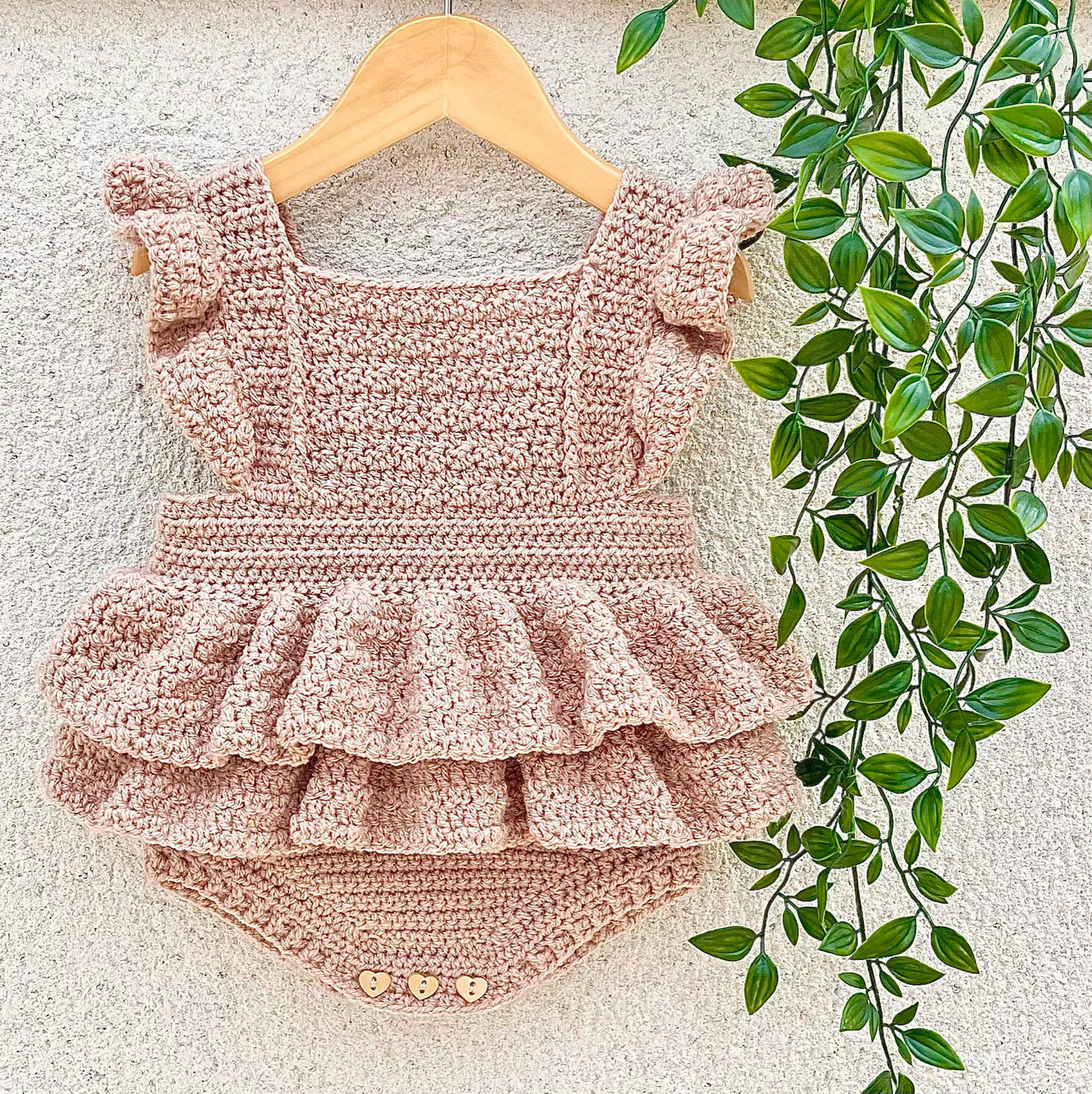 Baby Romper - Newborn to 36 months Crochet Pattern